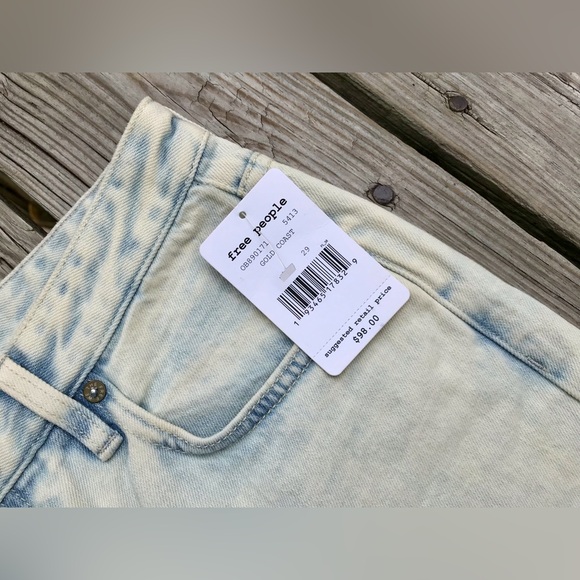 NEW Ladies FREE PEOPLE Gold Coast Light Denim Button Fly Jeans Pants Size 29 - Picture 6 of 12